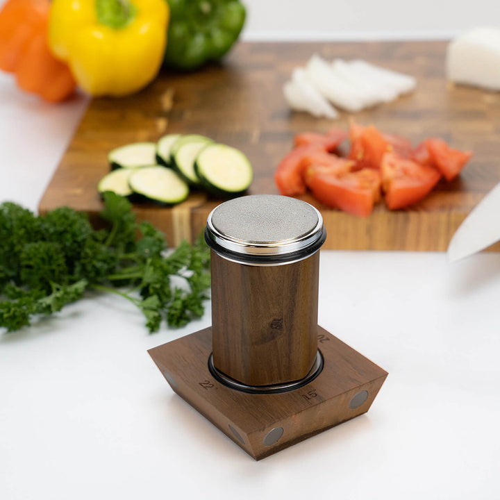 Rolovací ostřič nožů s magnetickou základnou — Brousí ve 4 úhlech od 15° do 22°