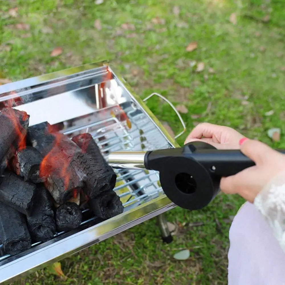 Manuální ventilátor na oheň s klikou, pro grilování a táboráky