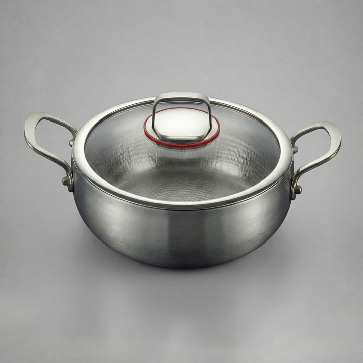 Hluboká titanová marmita s kovaným povrchem