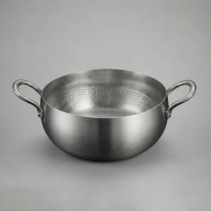 Hluboká titanová marmita s kovaným povrchem