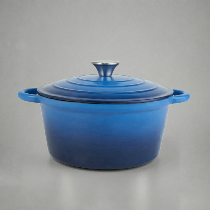 Smaltovaný litinový hrnec typu cocotte