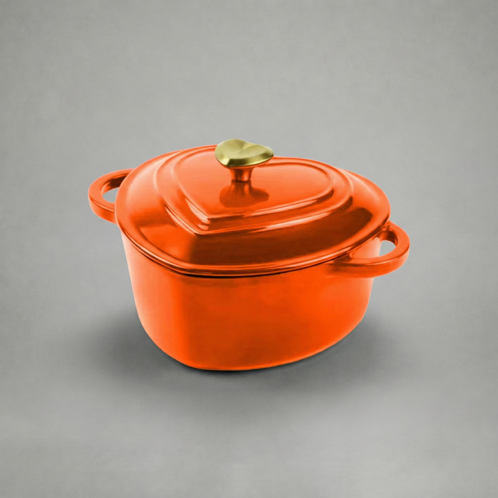 Smaltovaný litinový hrnec ve tvaru srdce