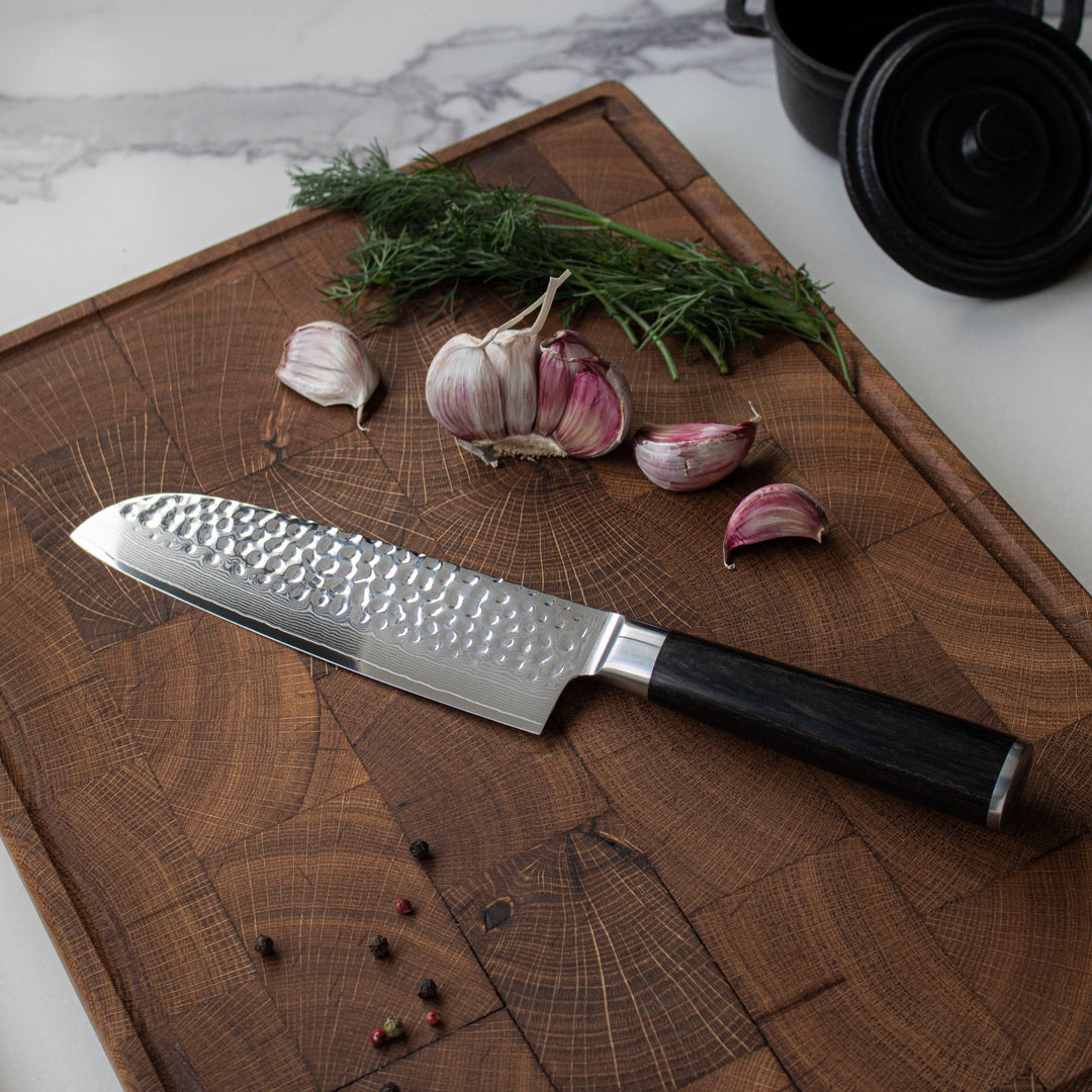Martelovaný santoku nůž – 18 cm čepel s precizním ostřím
