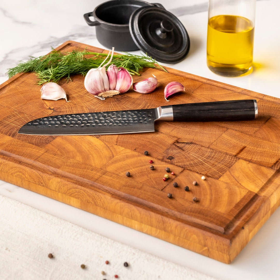 Martelovaný santoku nůž – 18 cm čepel s precizním ostřím